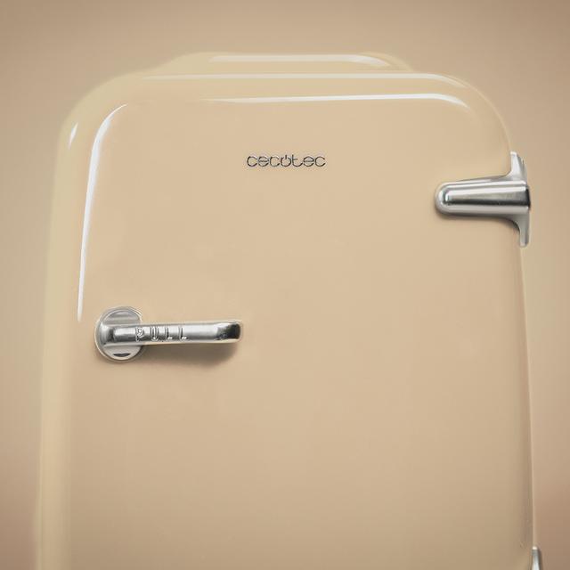 Bolero MiniCooling 4L Habana Cream Frigorífico con funcionamiento 12 V-220 V, compatible coche y caravanas, función enfriamiento y calentamiento, rango temperatura 7-65 ºC, transporte fácil.