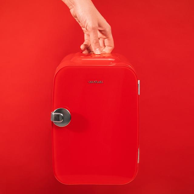 Bolero MiniCooling 4L Río Red Frigorífico con funcionamiento 12 V-220 V, compatible coche y caravanas, función enfriamiento y calentamiento, rango de temperatura 5-65º, transporte fácil.