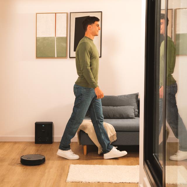 Conga 2299 Ultra Home Genesis Robot aspirador con base de autovaciado. Con tecnología giroscópica, limpieza ordenada de la totalidad de la superficie recorrida. Friega, aspira, barre y pasa la mopa.