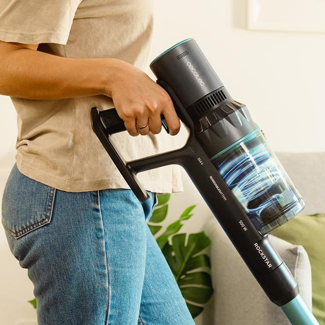 Conga Rockstar 3500 Storm Flex Animal Aspirador escoba sin cables sin bolsa 3 en 1 con ciclón paralelo. Potencia de 500 W, 30 kPa y 150 aW. 70 minutos de autonomía.