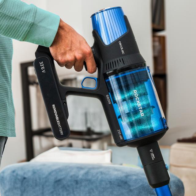 Conga Rockstar 8500 Infinity ErgoWet Animal Turbo T Aspirador vertical 4 en 1 con potencia 680 W, 30 kPa y 100 minutos de autonomía.