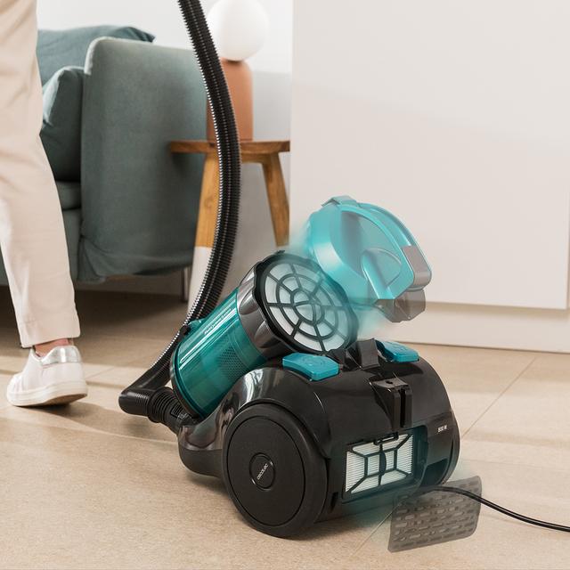 Conga Rockstar Multicyclonic Plus Aspirador de trineo de 800 W de potencia. Multiciclónico sin bolsa. Máxima capacidad del depósito de hasta 2,5 L con filtrado de alta eficiencia y tubo telescópico metálico.