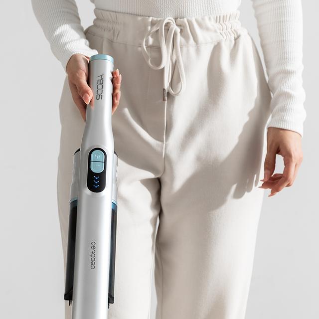 Scoba 2100 Jalisco Aspirador escoba sin cables sin bolsa con diseño ultraligero (menos de 1 kg en mano y 1,6 kg entero) y motor Digital Brushless de 210 W y 20 kPa de poder de succión.