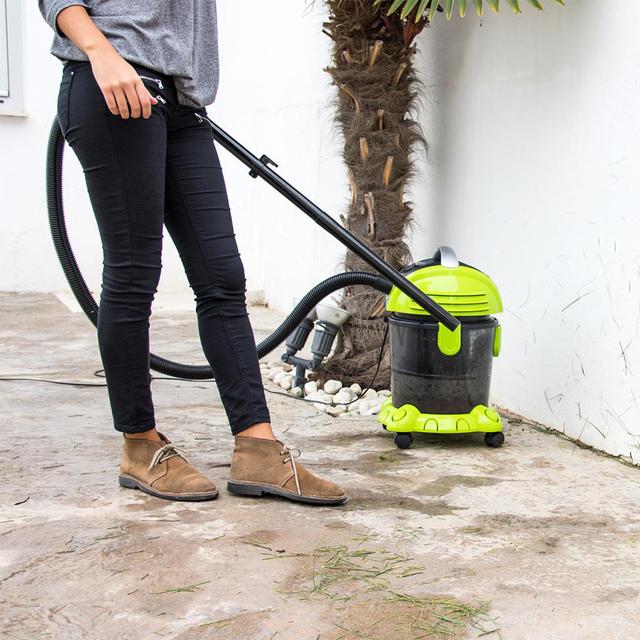 Wet&Dry T Aspirador de sólidos y líquidos con 1200 W de potencia. Aspirador de sólidos y líquidos