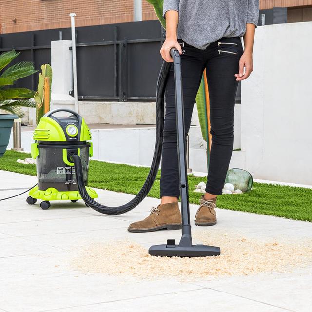 Wet&Dry T Aspirador de sólidos y líquidos con 1200 W de potencia. Aspirador de sólidos y líquidos